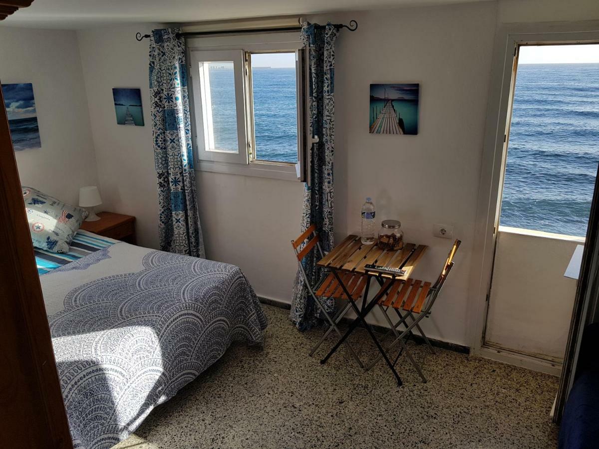 Bed And Breakfast By The Sea Pozo Izquierdo Exteriör bild